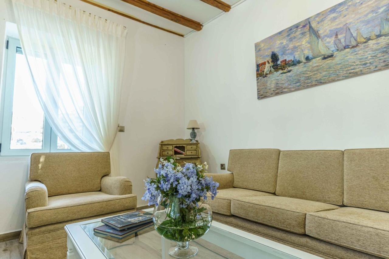 Villa Simantiri Pombia 外观 照片