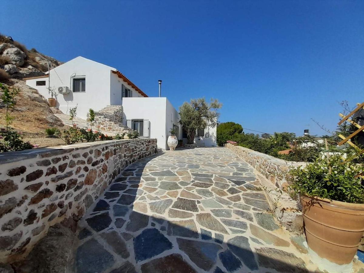 Villa Simantiri Pombia 外观 照片
